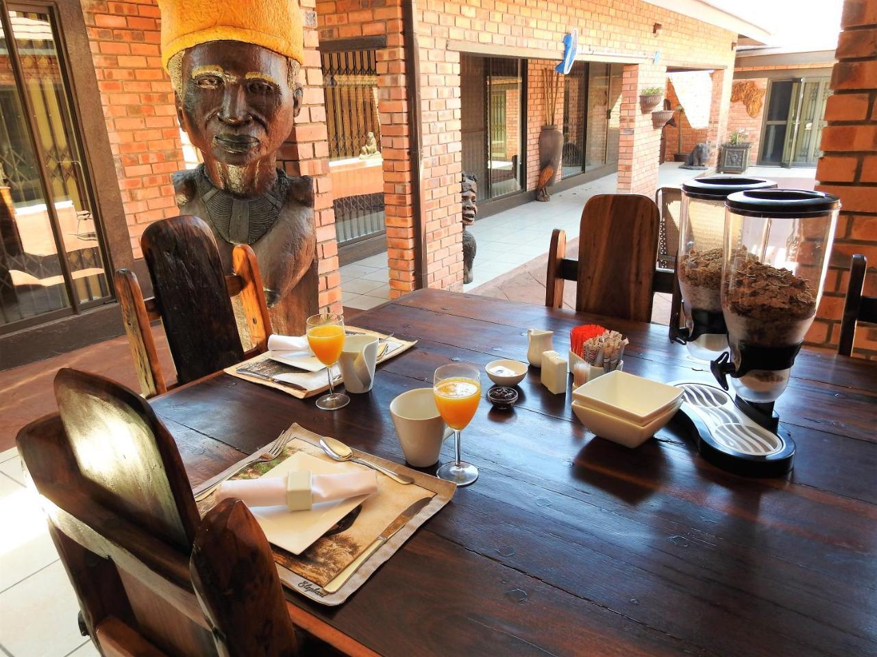 Ubuntu Bed And Breakfast มาร์ลอทพาร์ค ภายนอก รูปภาพ